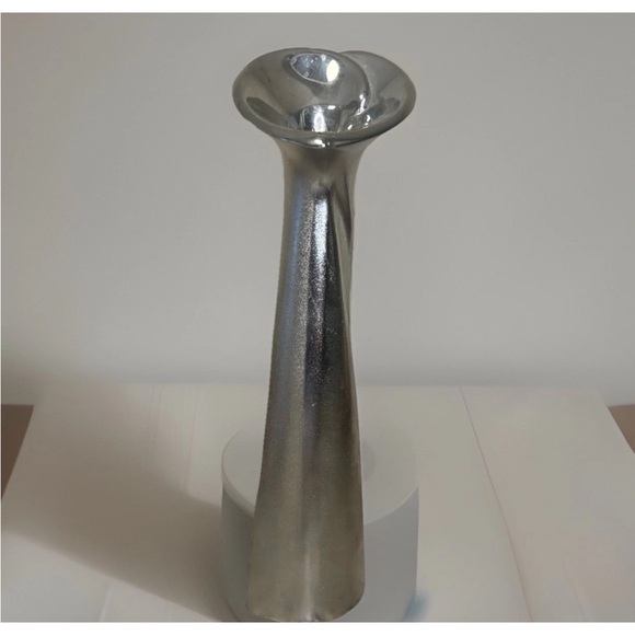 Other - Modern Silver Metallic Vase